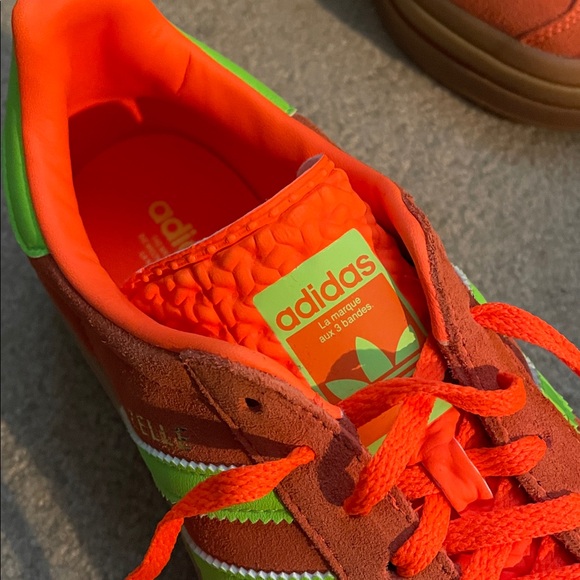 New w/ out Box Womens Adidas Gazelle Bold - US 7 - Picture 2 of 6